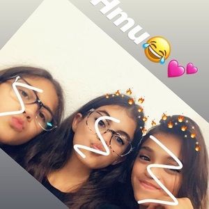 Meet your Posher, Evangeline